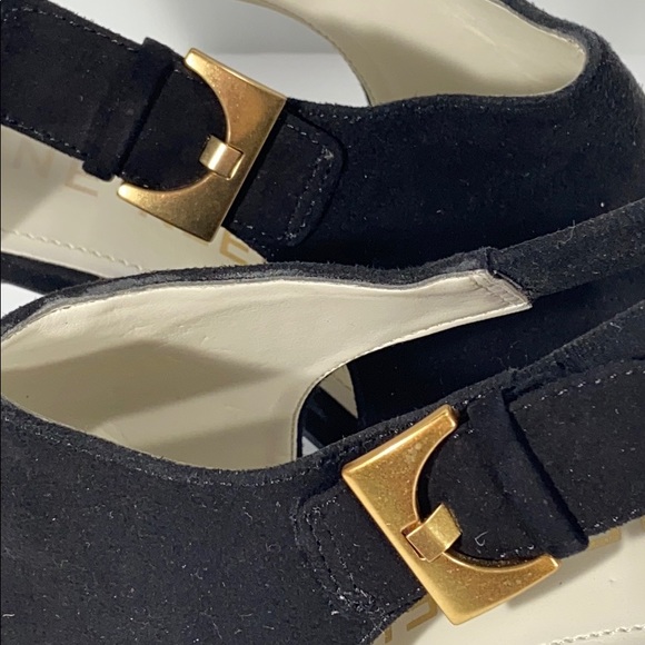 NWOT Suede Peep-Toe Heel w/Gold Accents Sz 9.5 - Picture 9 of 15